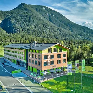 Explorer Garmisch فراشانت