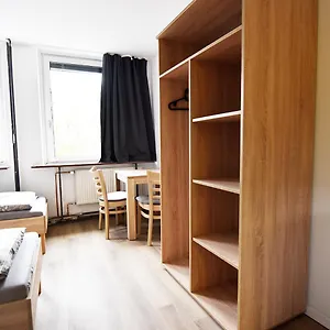 https://monteur-apartments-bei-frechen-mit-wlan.topcolognehotels.com